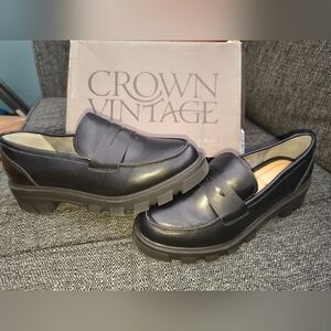 Crown Vintage Black Chunky Lug Penny Loafers 10 WIDE